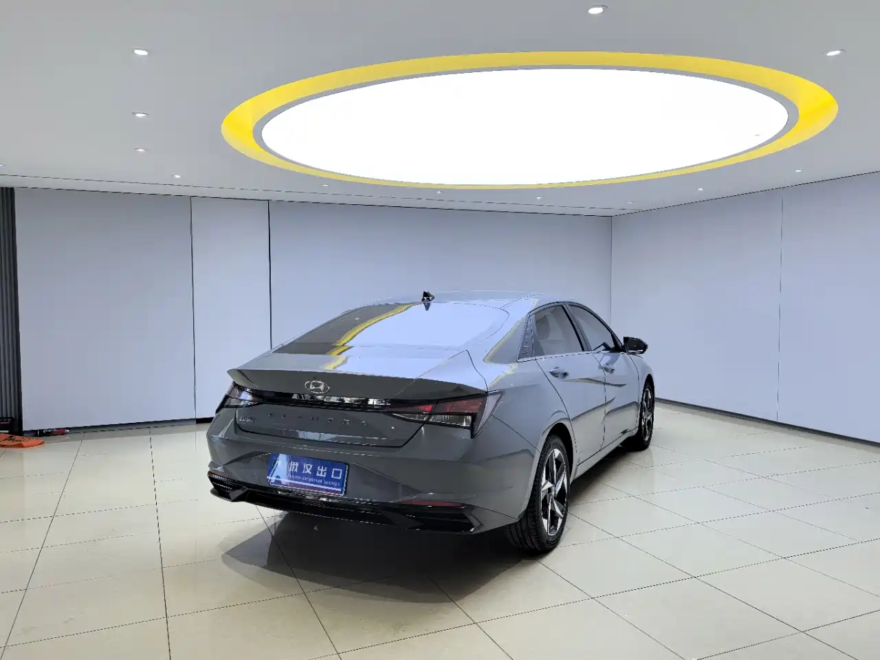 Hyundai Elantra 2023