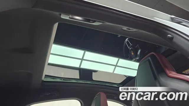 Porsche Cayenne 2021