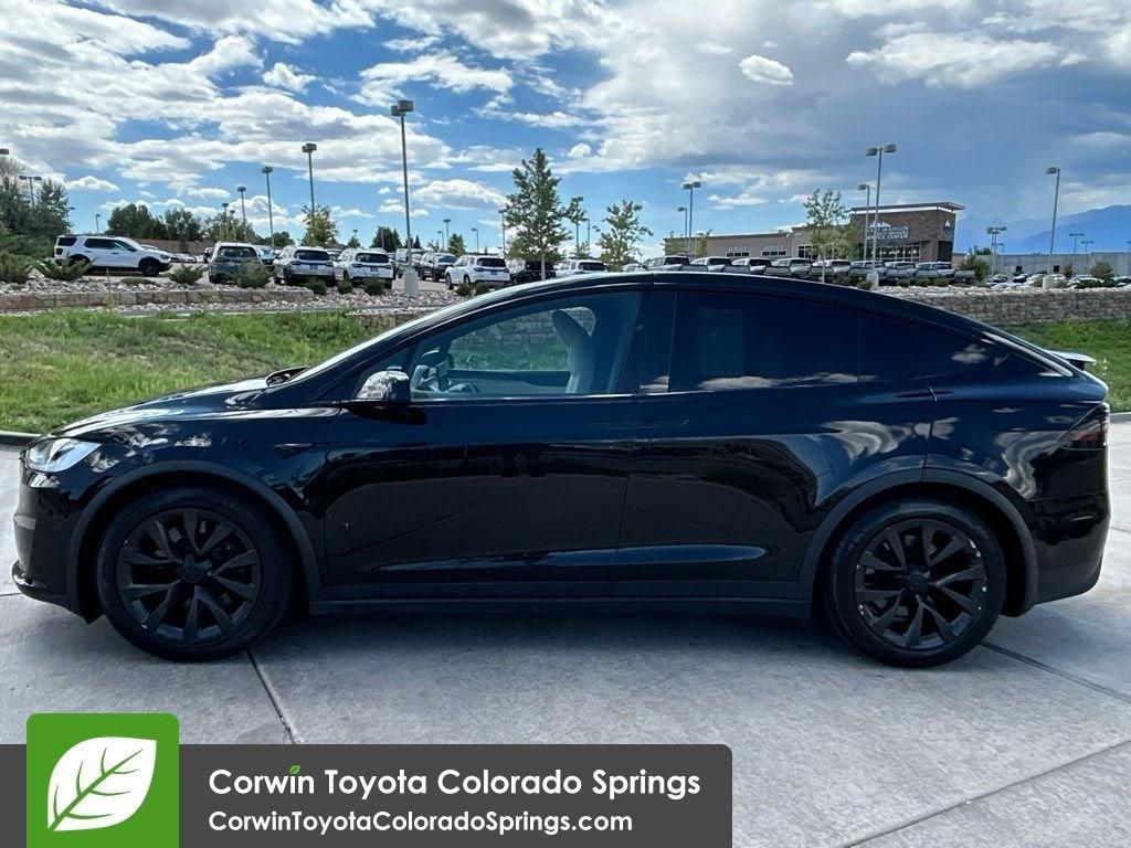 Tesla Model X 2022