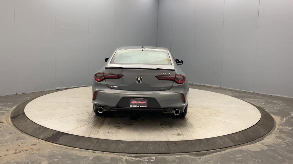 Acura TLX 2025