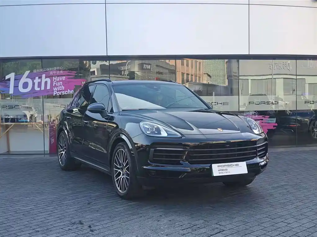 Porsche Cayenne 2022