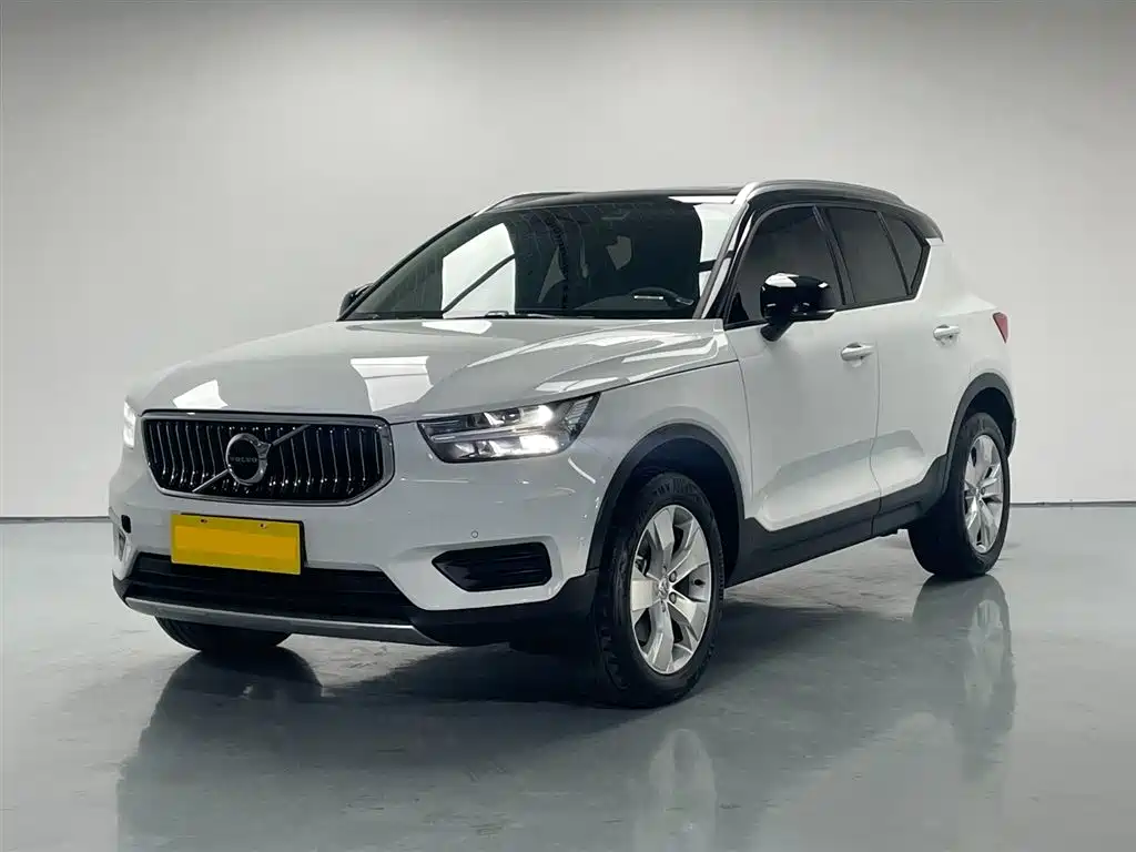 Volvo XC40 2022