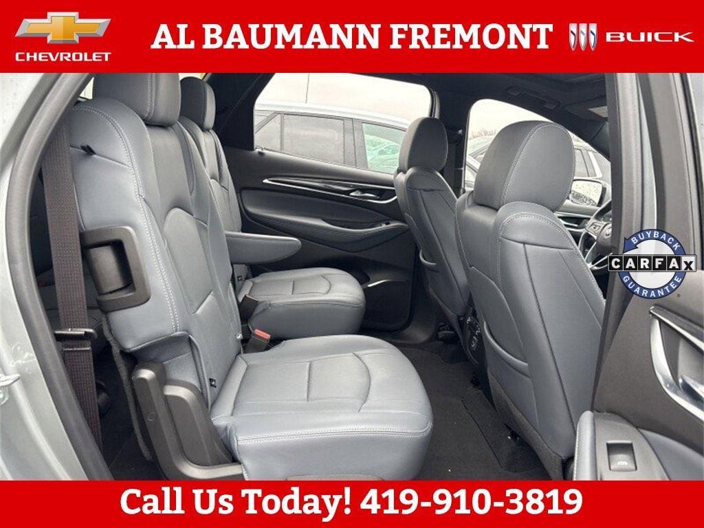 Buick Enclave 2024