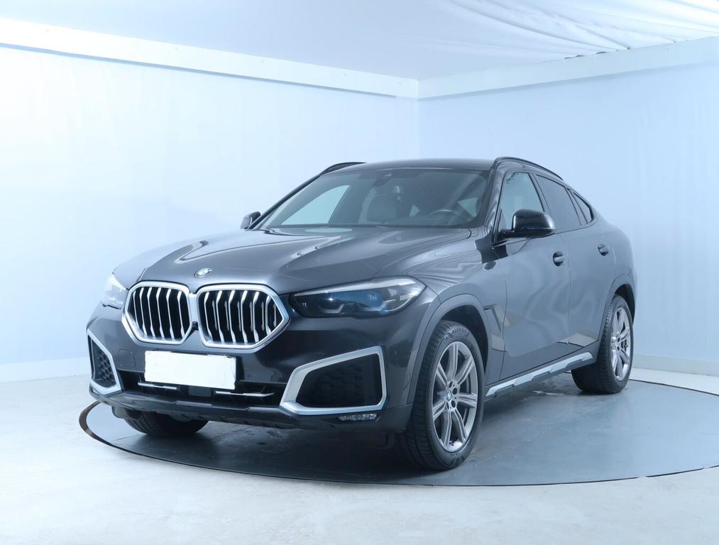 BMW X6 2021