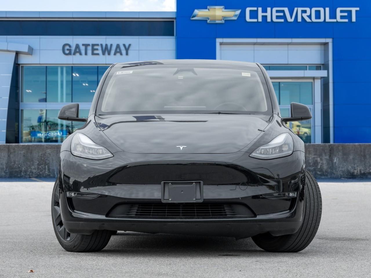 Tesla Model Y 2025