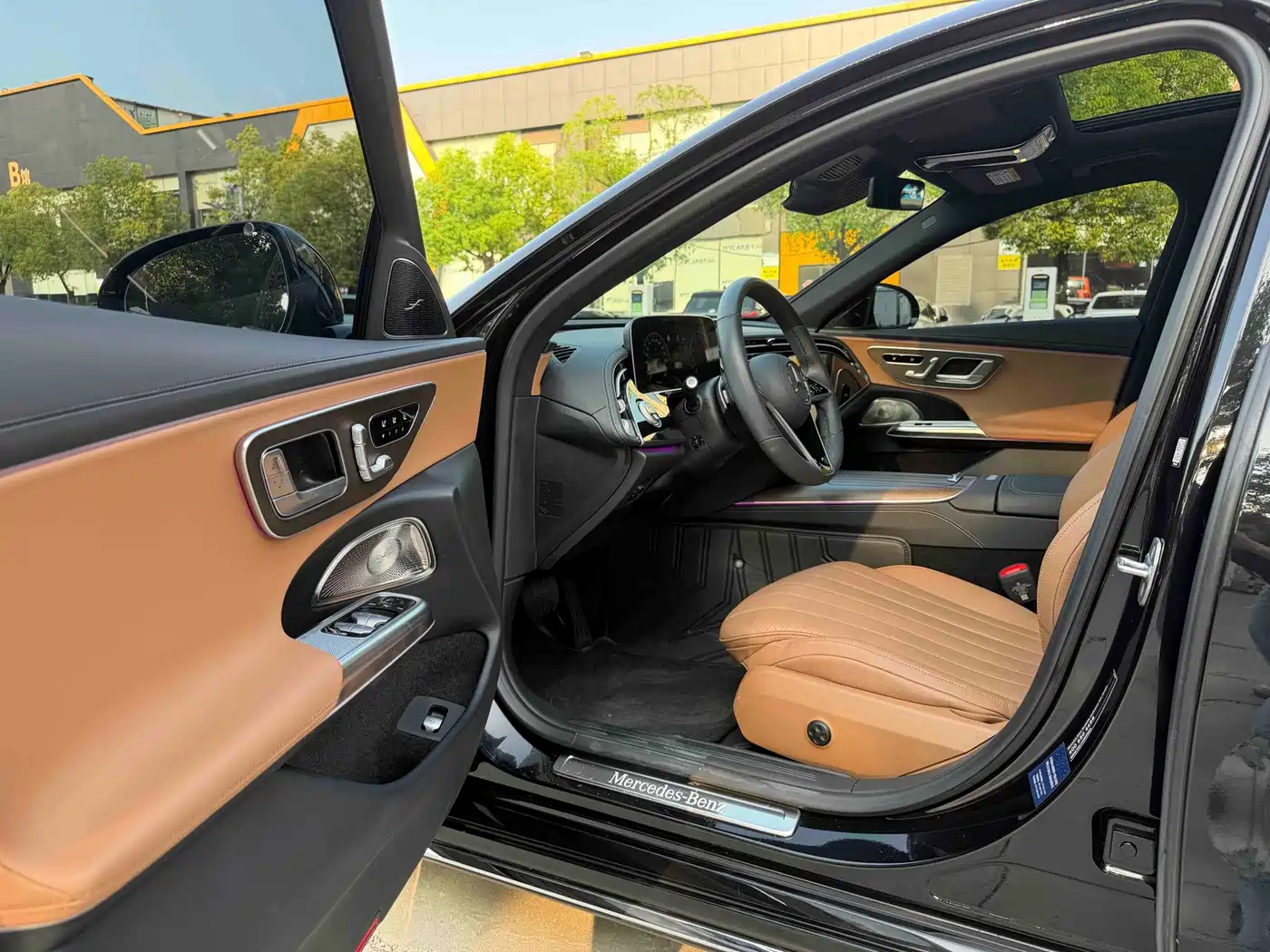 Mercedes-Benz E-Класс 2025