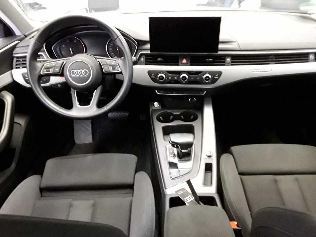Audi A4 2023