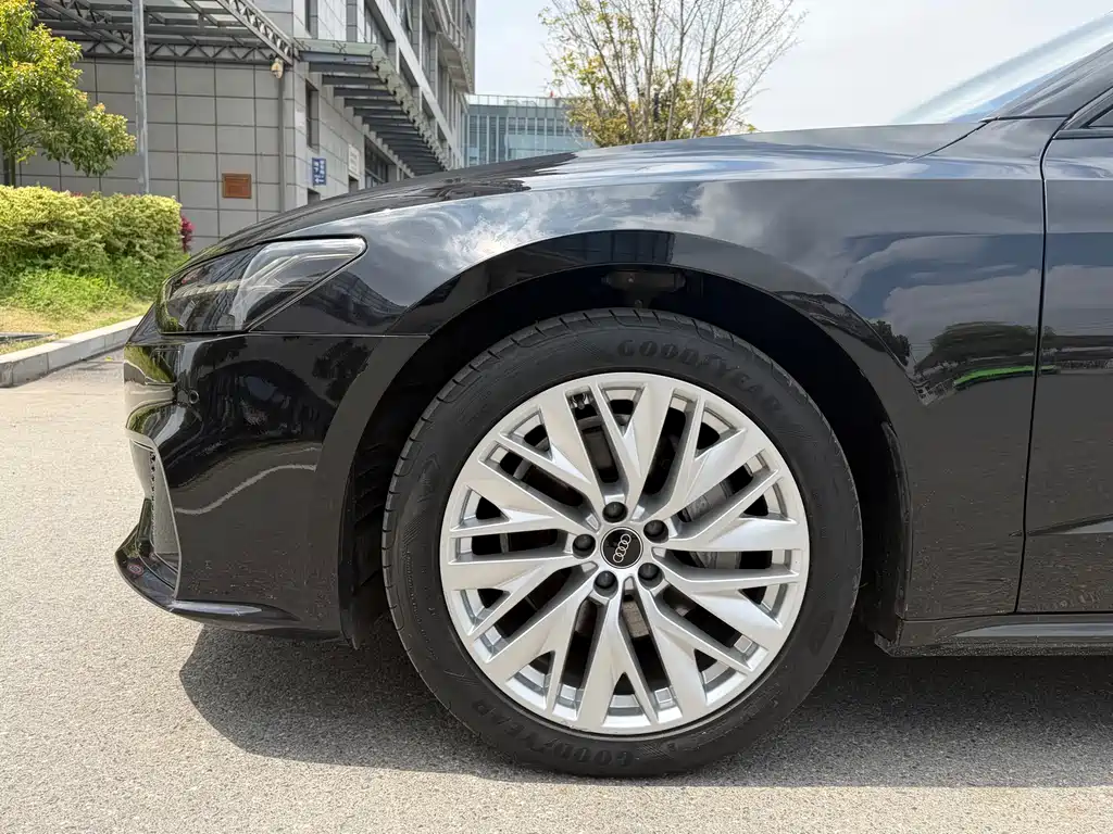 Audi A7 2023