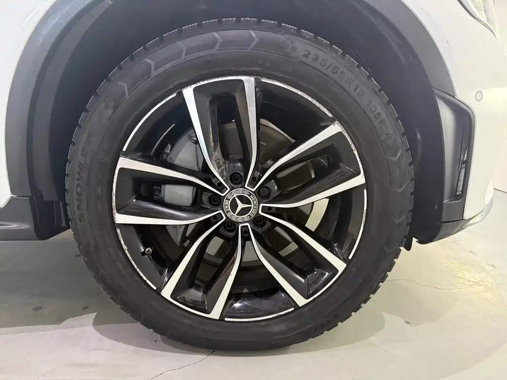 Mercedes-Benz GLC 2021