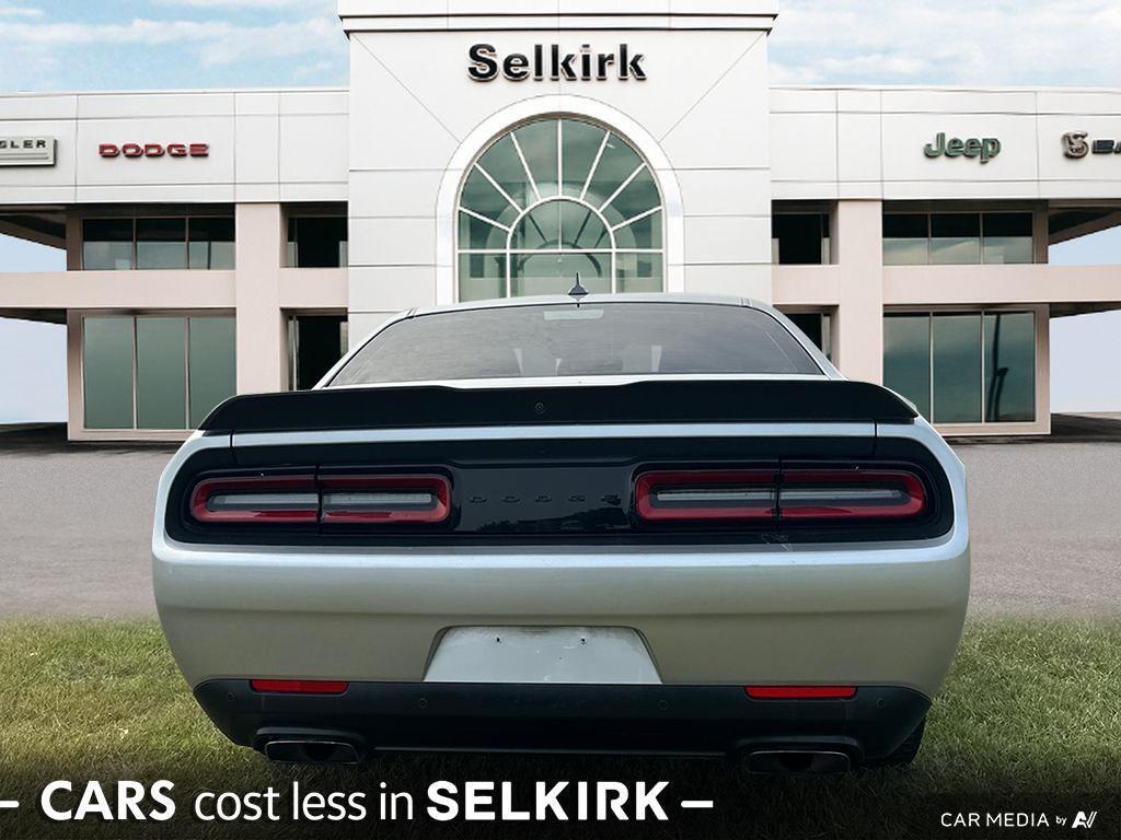 Dodge Challenger 2022