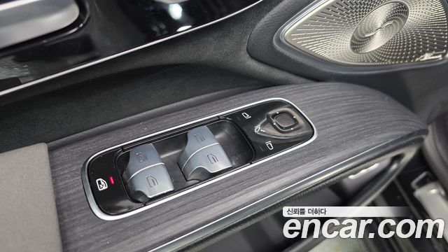 Mercedes-Benz EQS 2021