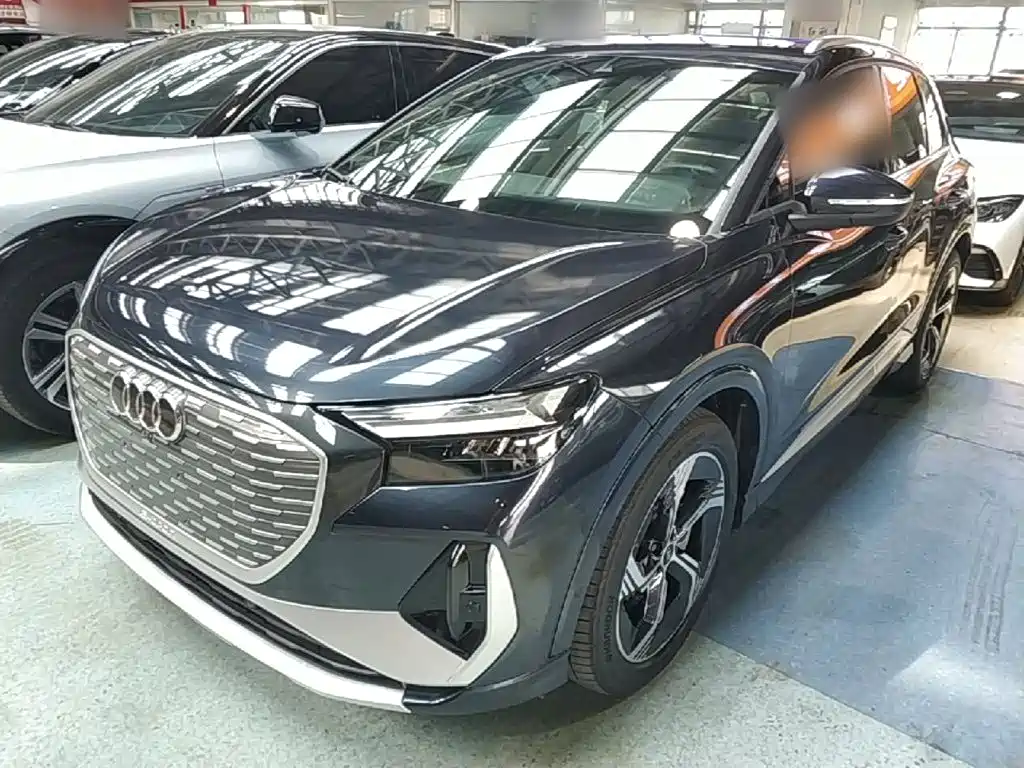 Audi Q4 e-tron 2023
