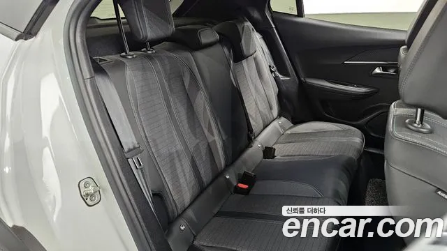 Peugeot 2008 2021