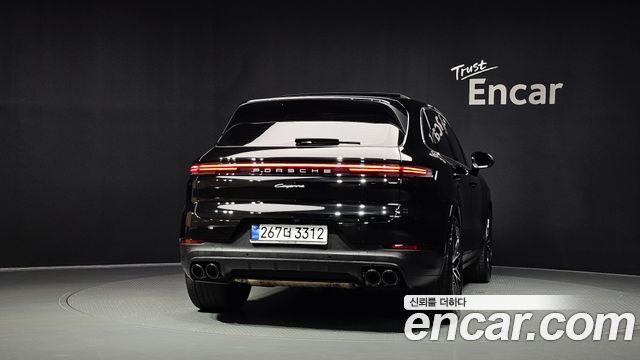 Porsche Cayenne 2024