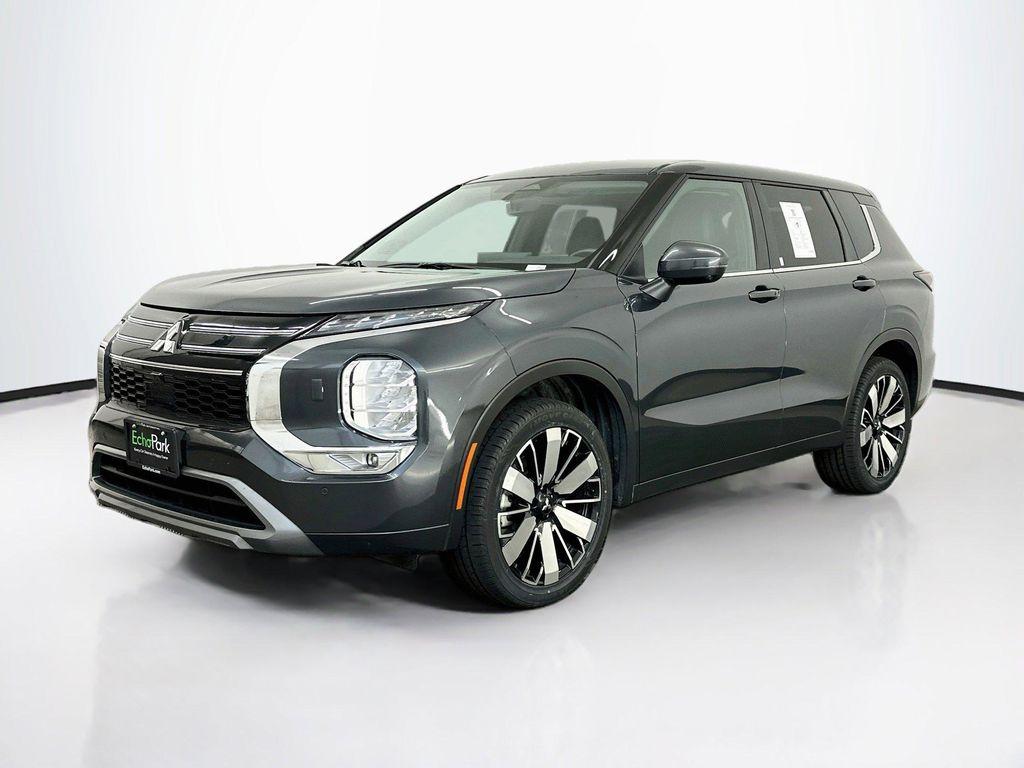 Mitsubishi Outlander 2025