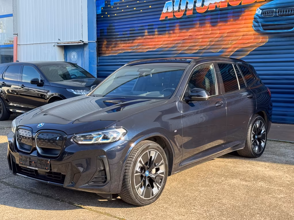 BMW iX3 2022