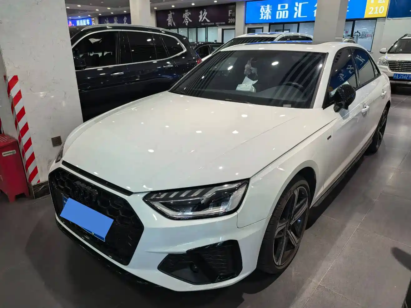 Audi A4 2024