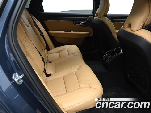 Volvo S90 2022