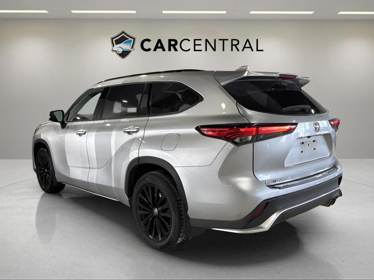 Toyota Highlander 2023