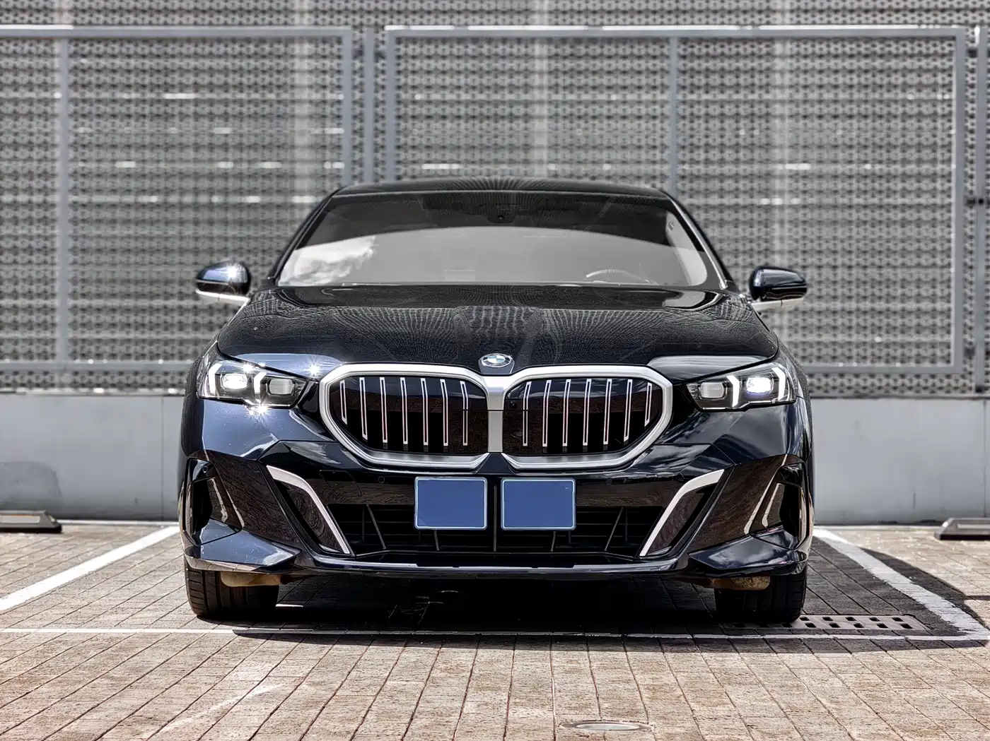 BMW 5 серии 2025