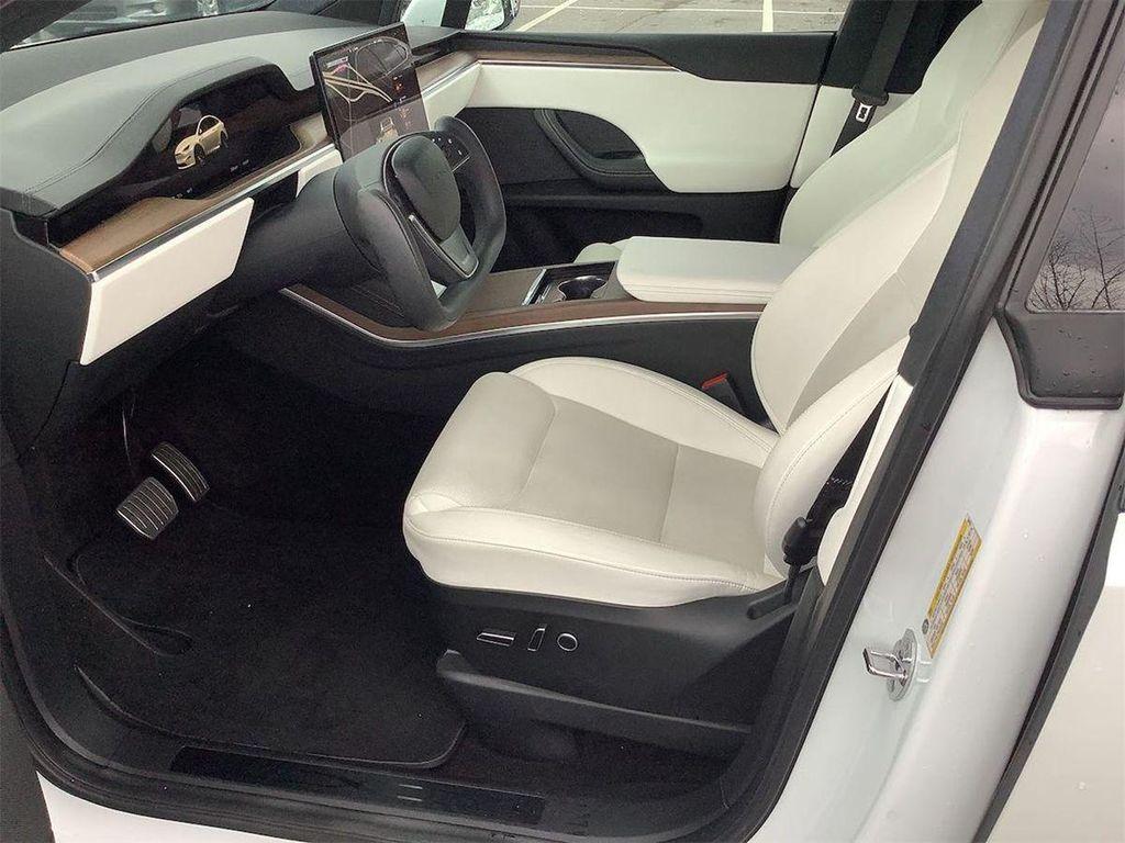 Tesla Model X 2022