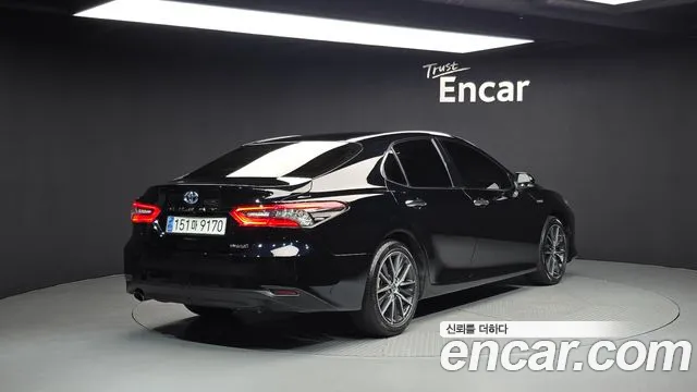 Toyota Camry 2023
