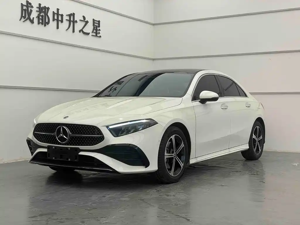 Mercedes-Benz A-Класс 2024