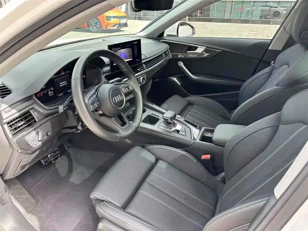 Audi A4 2021