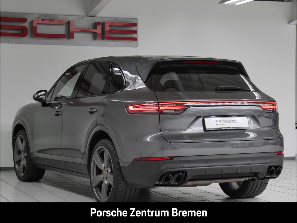 Porsche Cayenne 2021