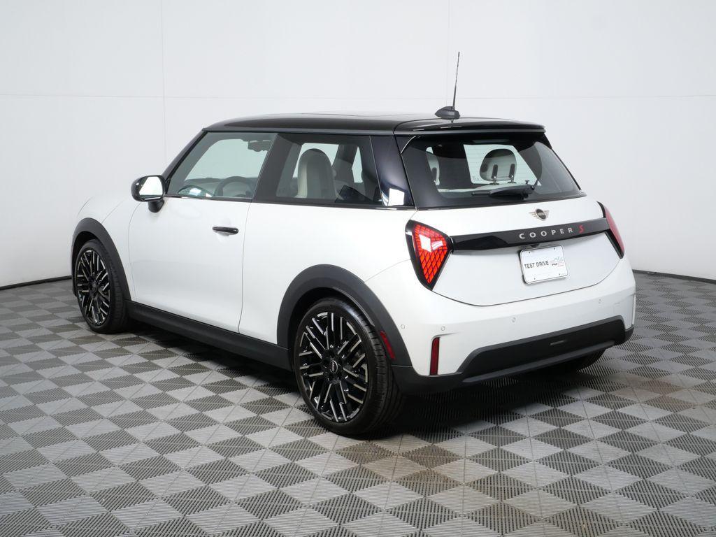 Mini Hardtop 2025