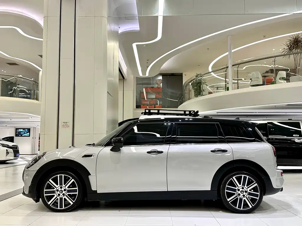Mini Clubman 2022