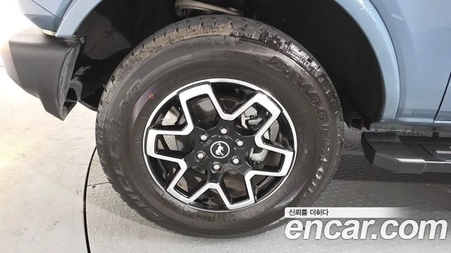 Ford Bronco 2024