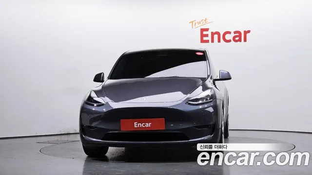 Tesla Model Y 2022
