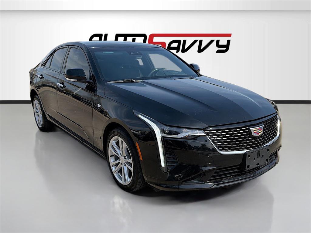 Cadillac CT4 2025