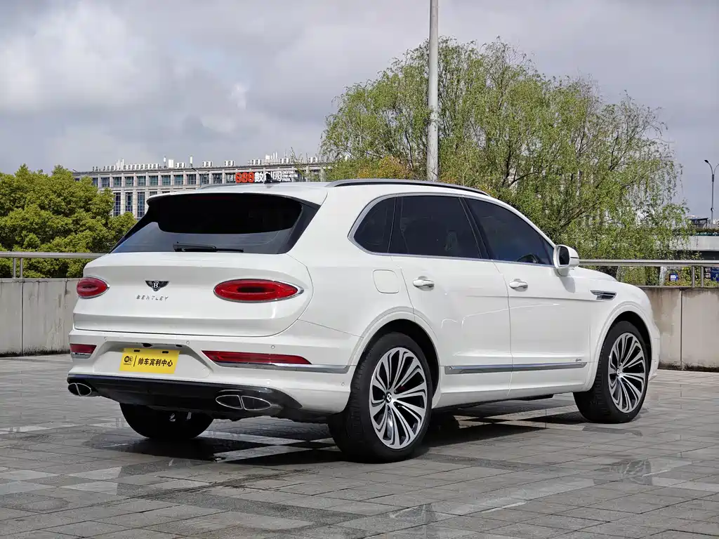Bentley Bentayga 2021