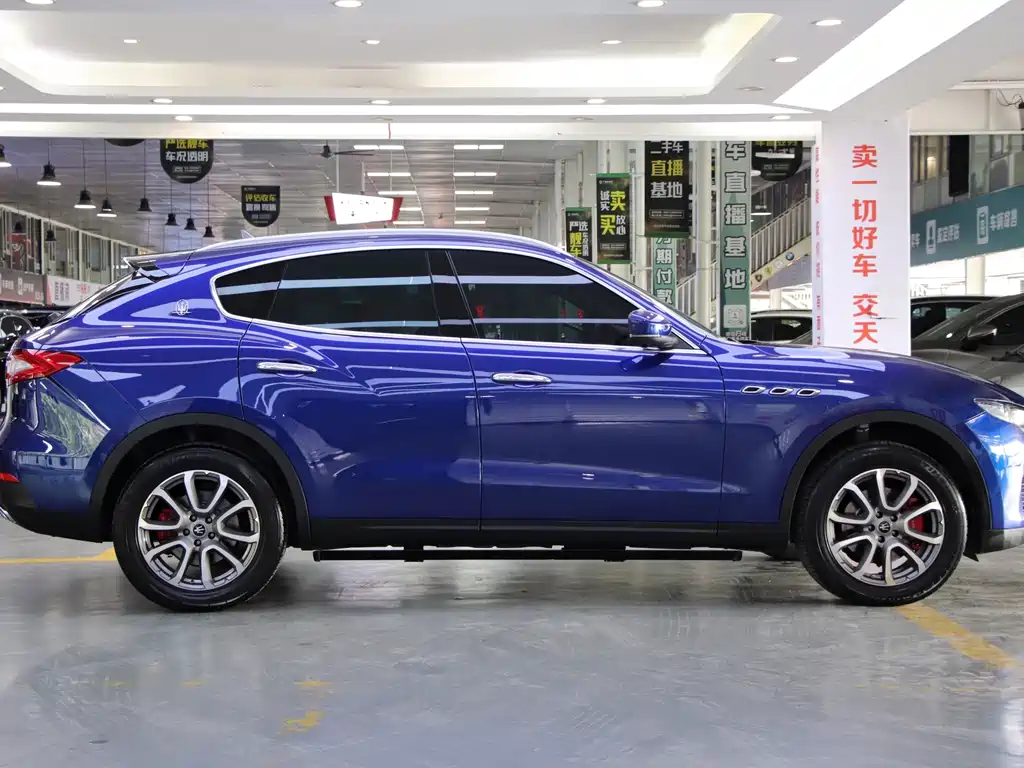 Maserati Levante 2021