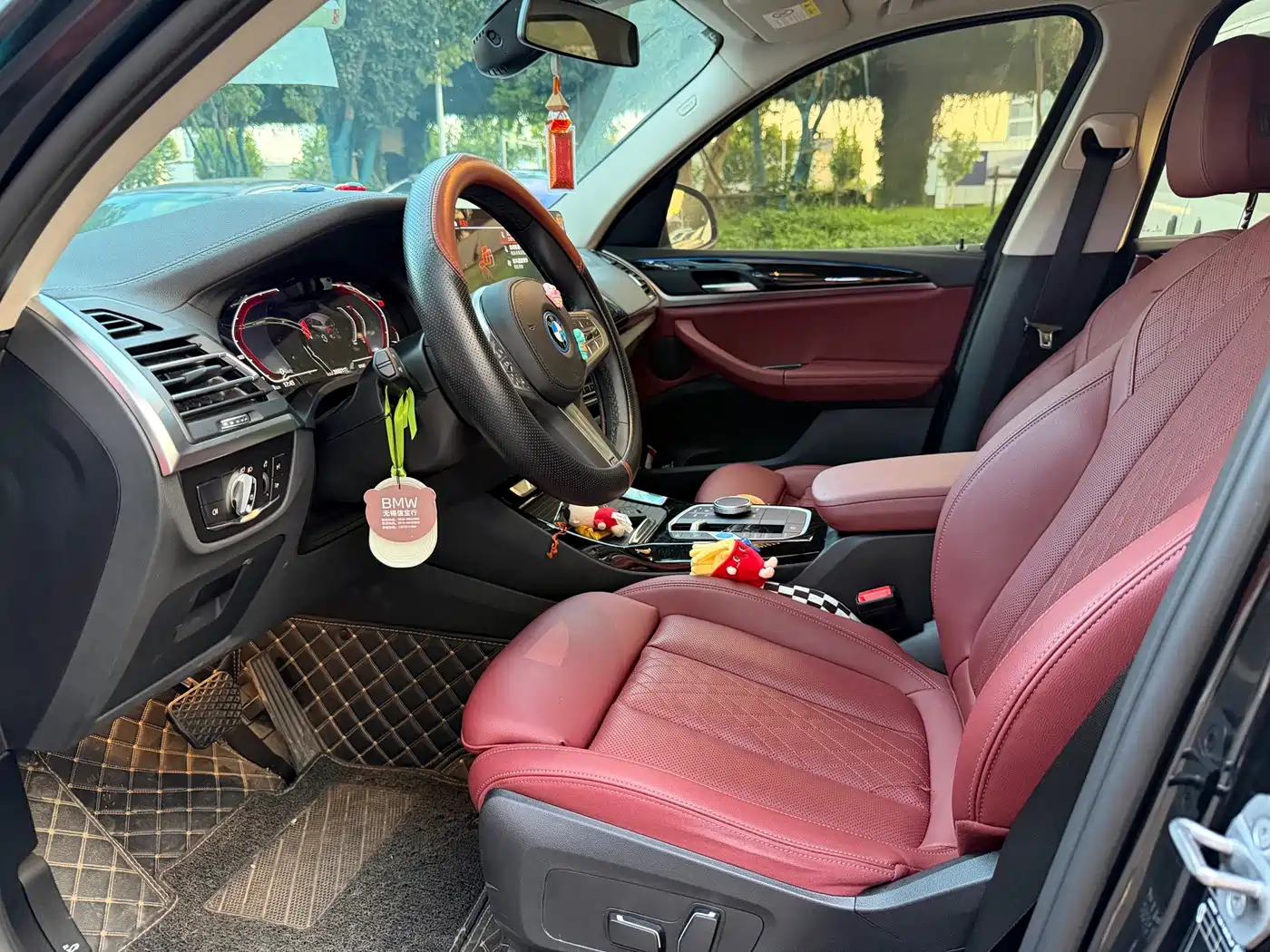 BMW iX3 2024
