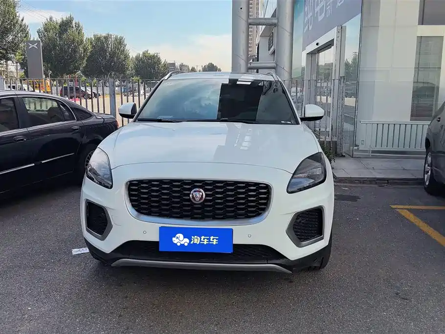 Jaguar E-Pace 2024