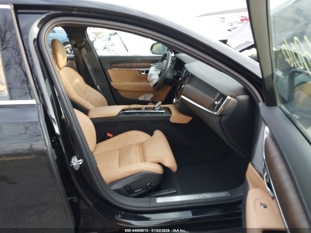 Volvo S90 2023
