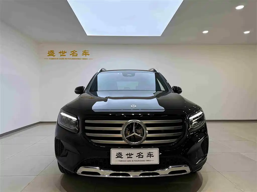 Mercedes-Benz GLB 2024