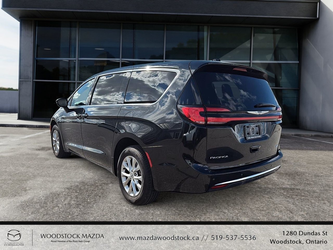 Chrysler Pacifica 2023