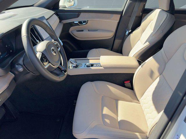 Volvo XC90 2025