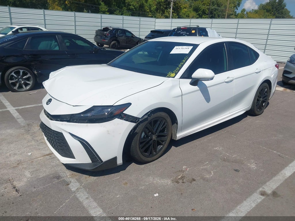 Toyota Camry 2025