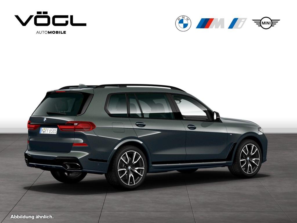 BMW X7 2022