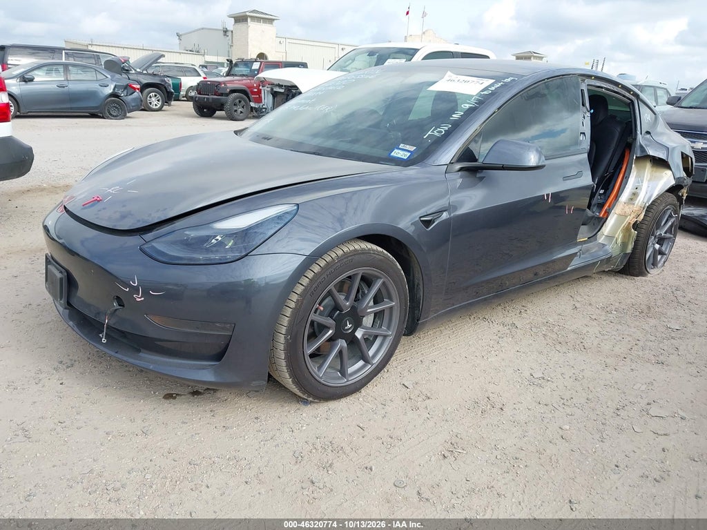 Tesla Model 3 2023