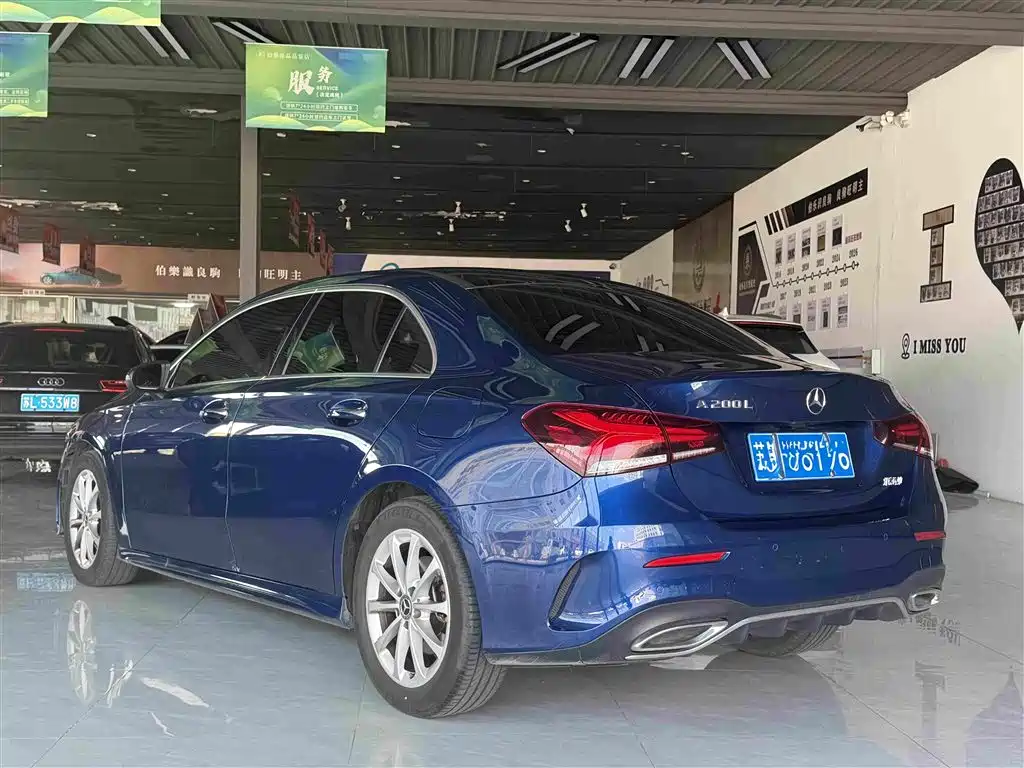 Mercedes-Benz A-Класс 2021