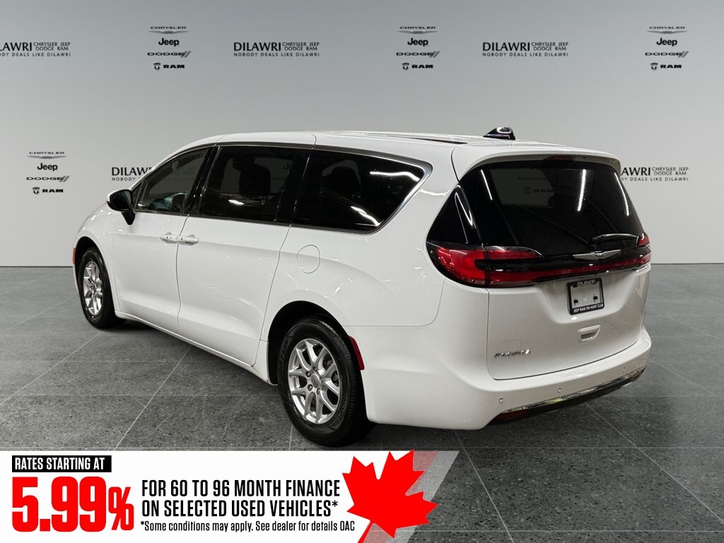 Chrysler Pacifica 2023