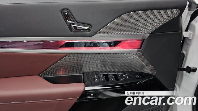 BMW 7 серии 2024