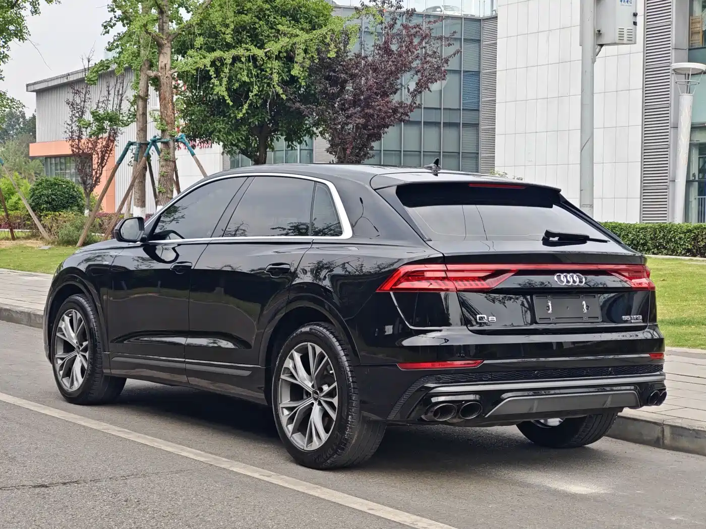 Audi Q8 2022