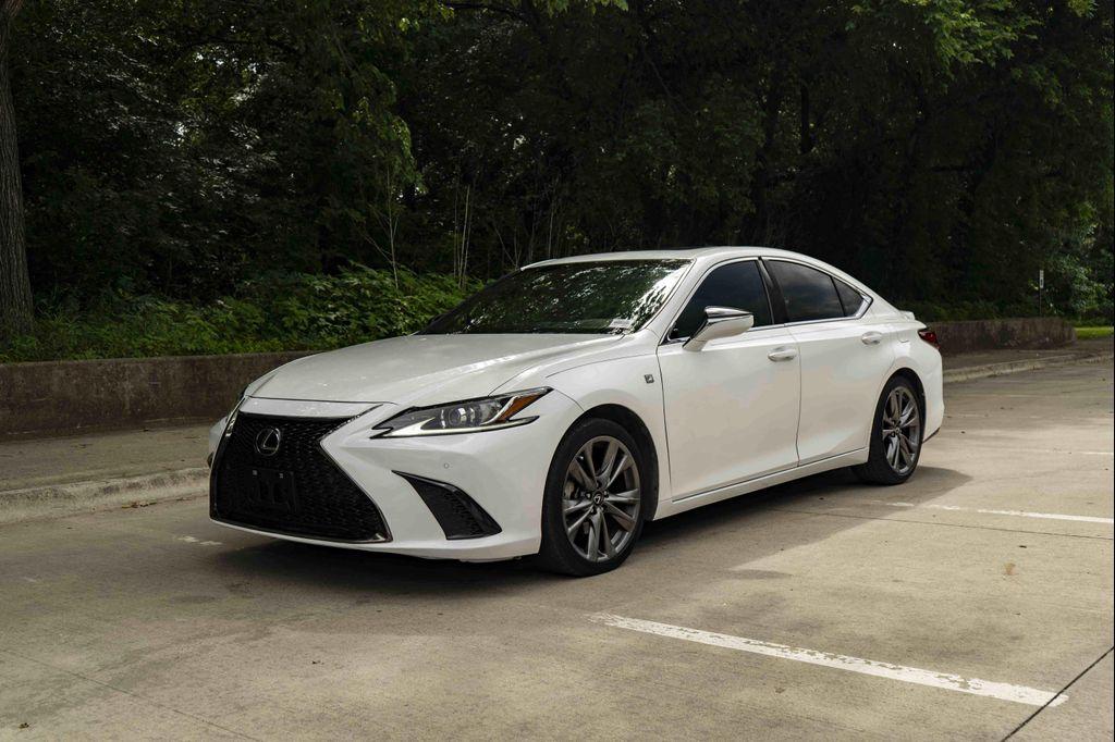 Lexus ES 2021
